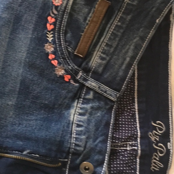 Stretch Denim Embroidered Shorts 12“inseam from Austria, Size EU42, US12 - Picture 4 of 7